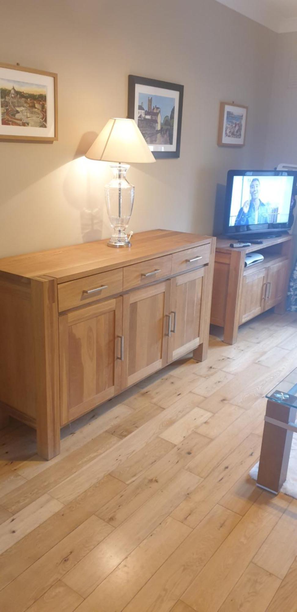 Town Centre Apartment Trim Luaran gambar