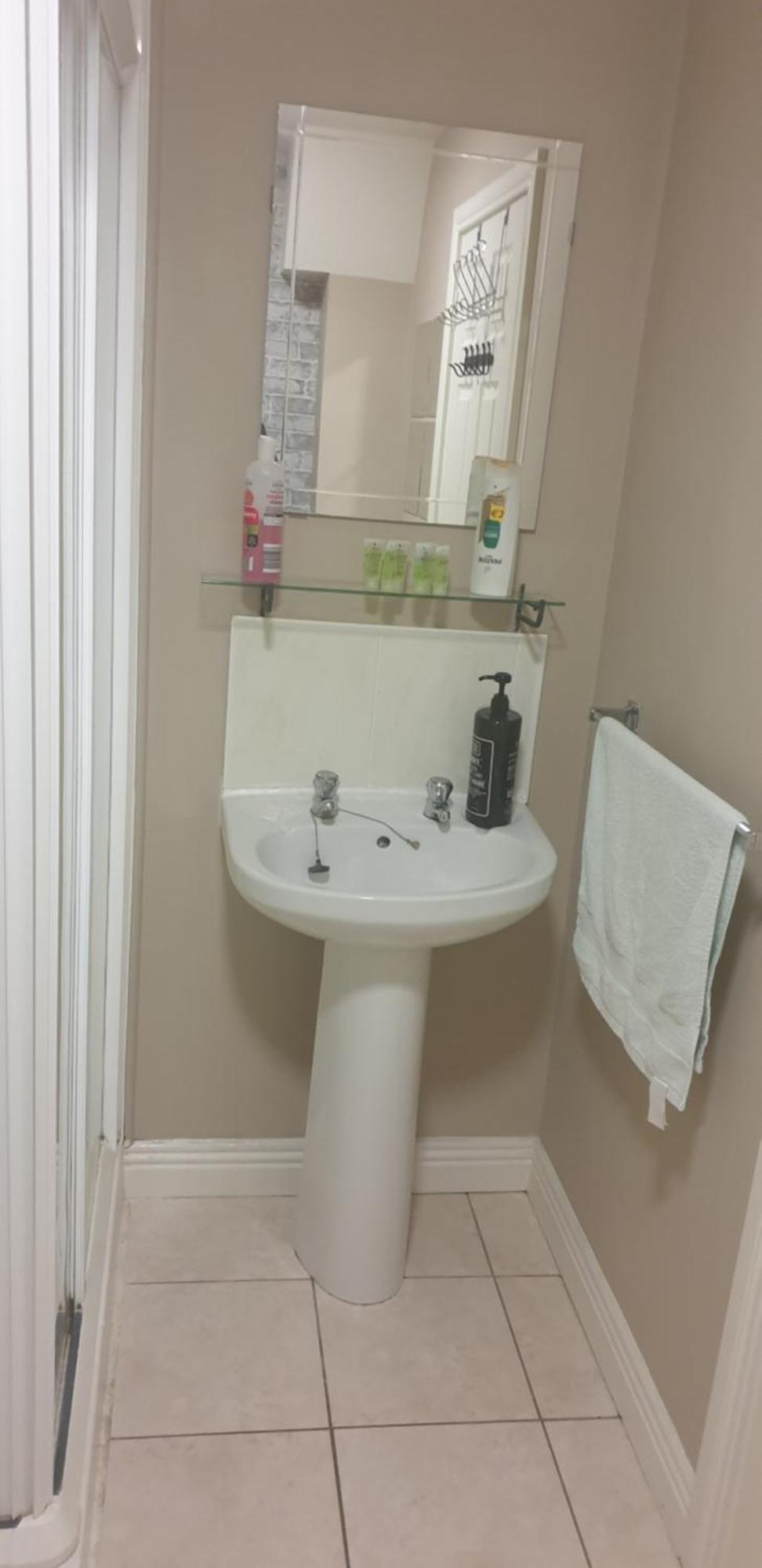 Town Centre Apartment Trim Luaran gambar