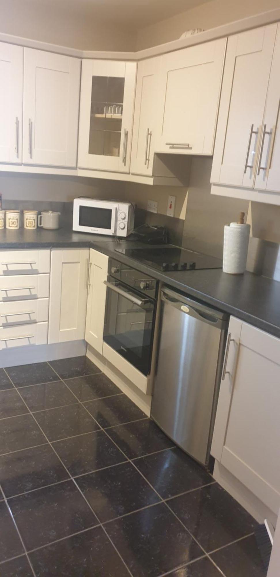 Town Centre Apartment Trim Luaran gambar
